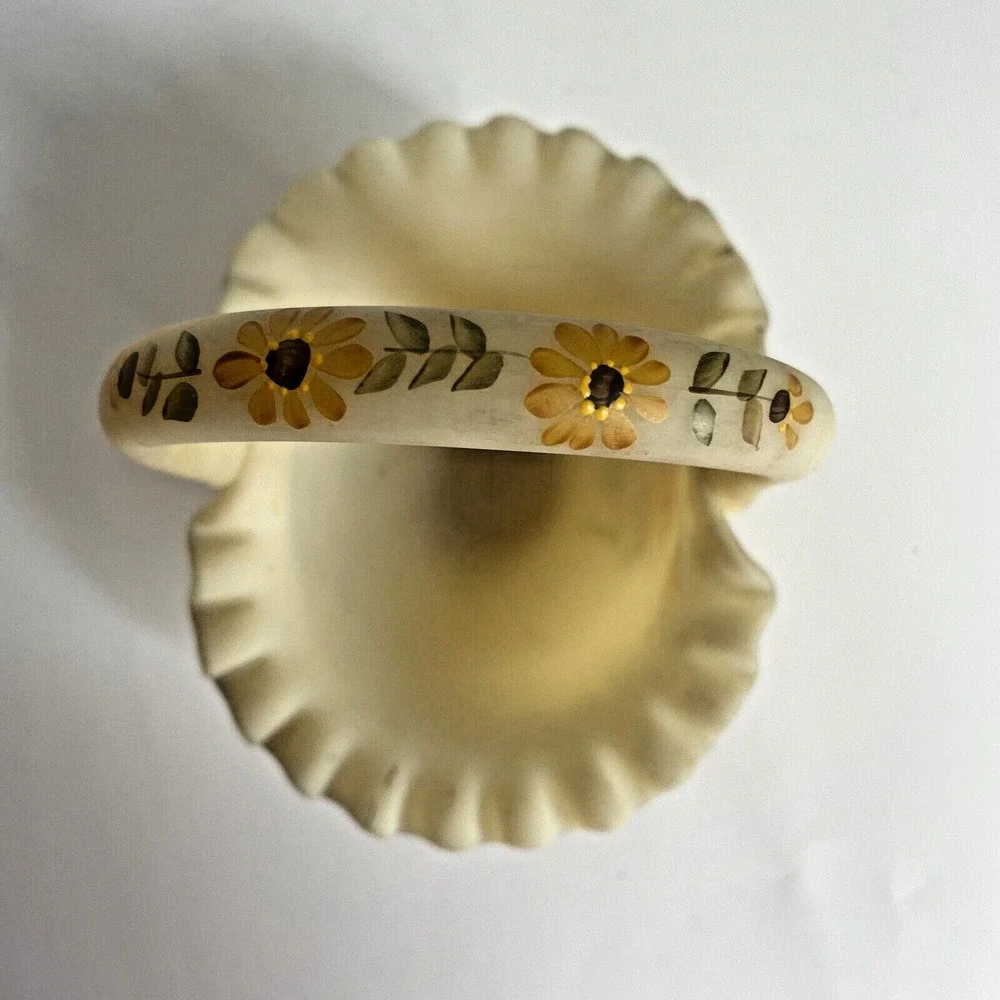 VTG Fenton Cream Satin Custard Glass Basket Hand Painted Sunflowers By Kay‎ C